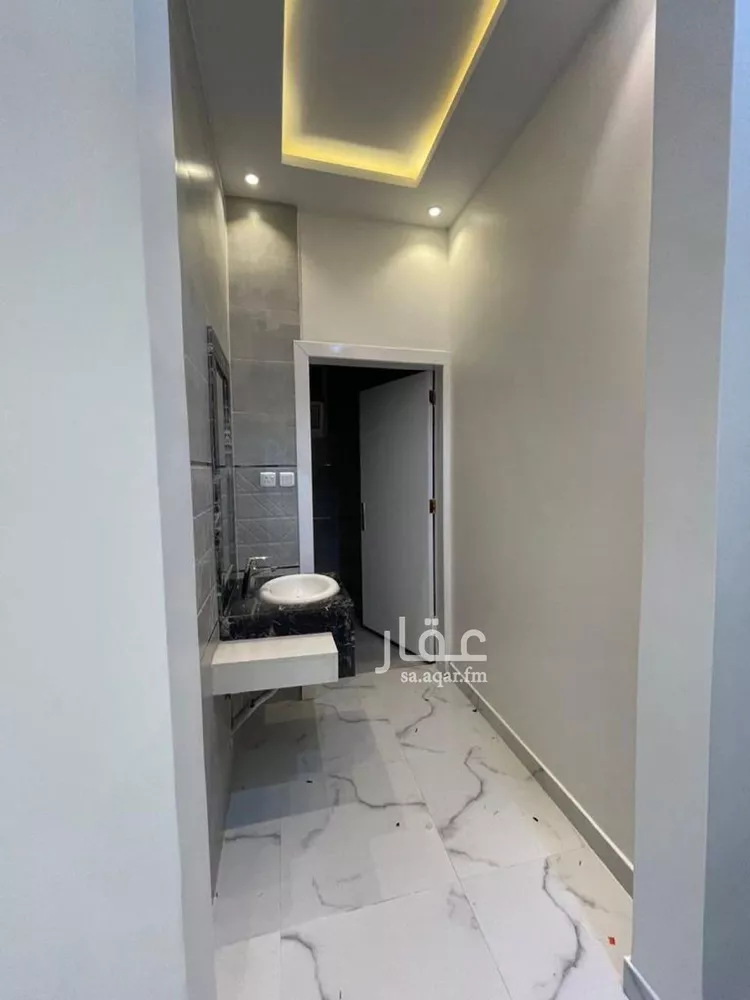 فيلا للإيجار في شارع أبي الحسن علي الجرجاني, حي المهدية, مدينة الرياض, منطقة الرياض 7