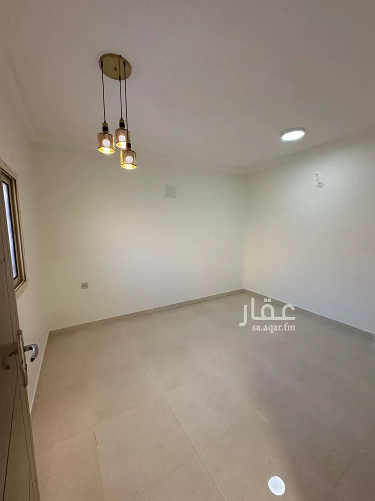 فيلا للبيع في شارع أبي بكر بن فتحون, حي المهدية, مدينة الرياض, منطقة الرياض 6