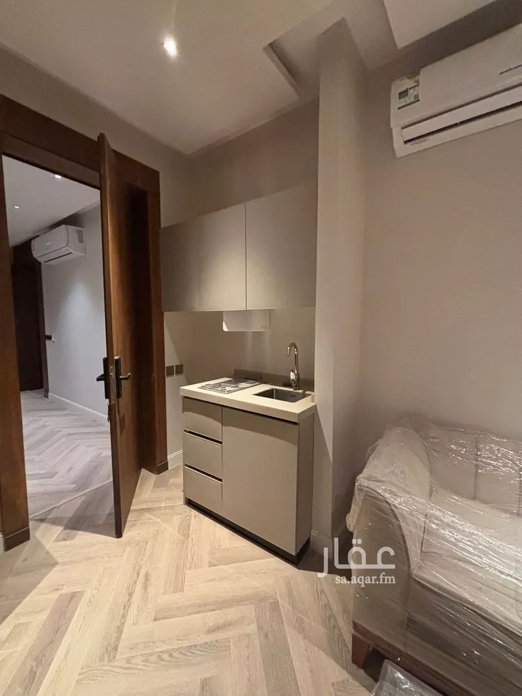 عمارة للإيجار في شارع أبي عامر الأشعري, حي المهدية, مدينة الرياض, منطقة الرياض 9