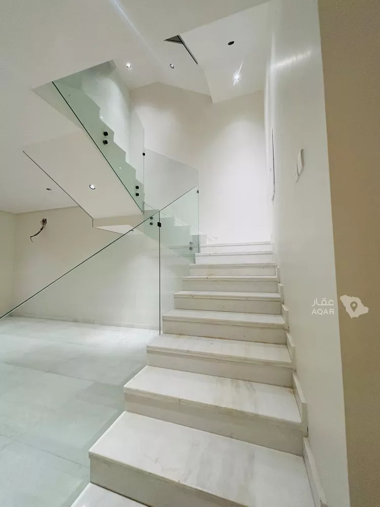 Villa for Sale in Riyadh Al Mahdiyah 8