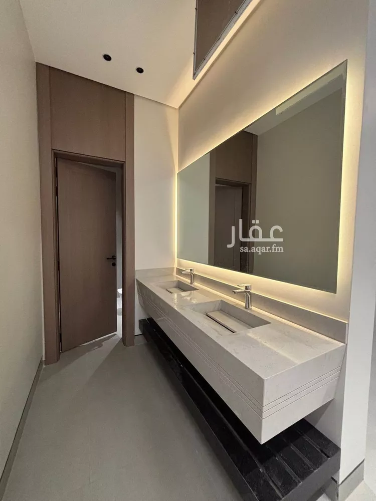 فيلا للبيع في شارع عبدالله بن إبراهيم الشرقاوي, حي المهدية, مدينة الرياض, منطقة الرياض 6