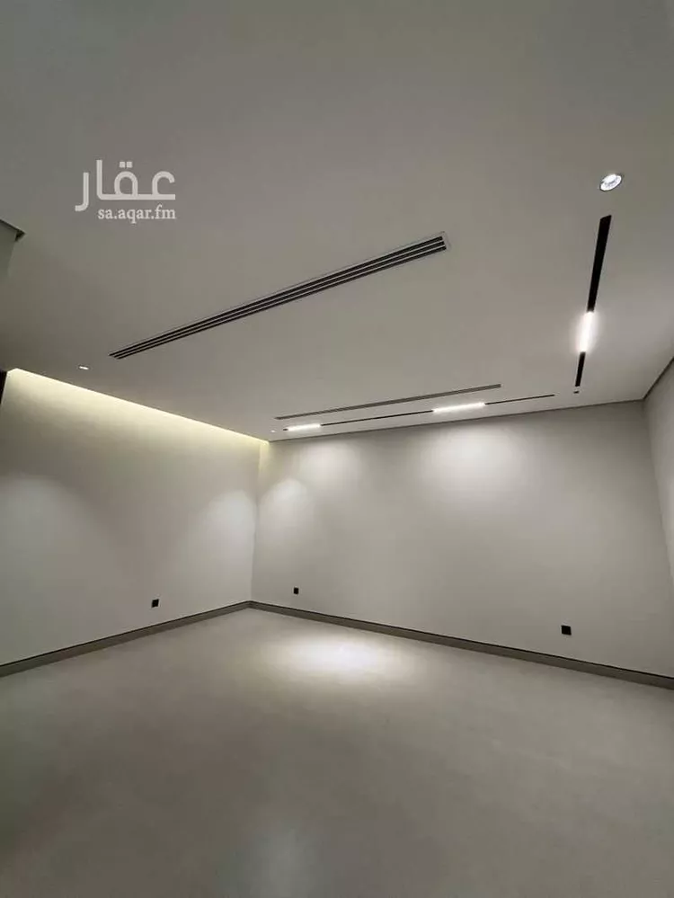 فيلا للبيع في شارع حلل بنت أبي المكارم, حي المهدية, مدينة الرياض, منطقة الرياض صورة 3