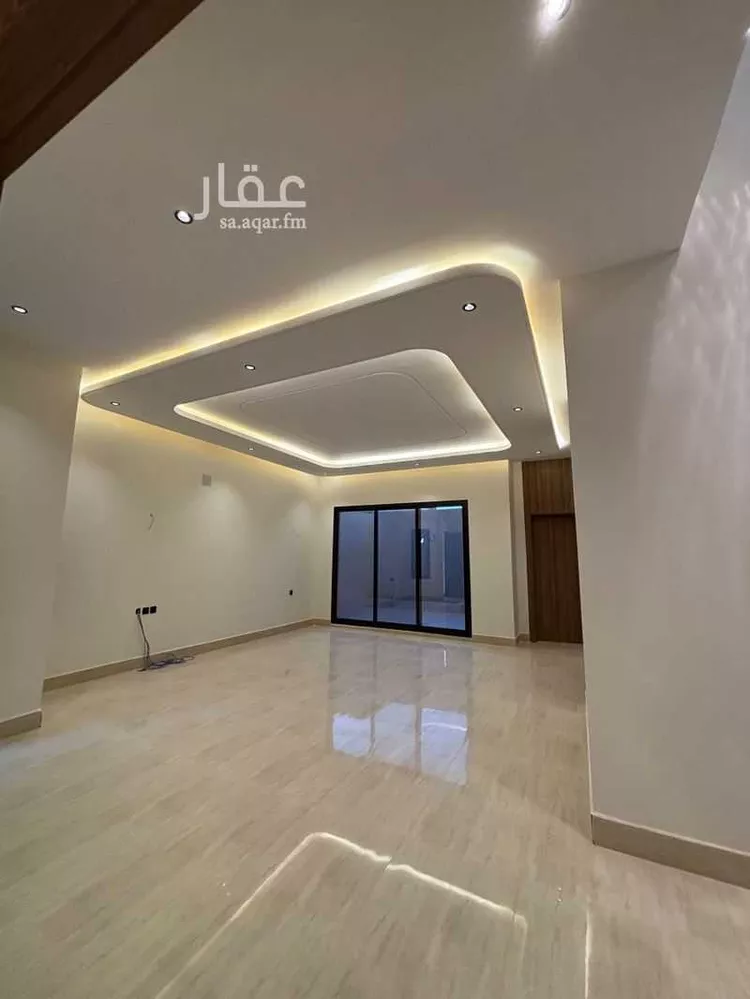 فيلا للبيع في شارع ابن المهاجر, حي المهدية, مدينة الرياض, منطقة الرياض صورة 5