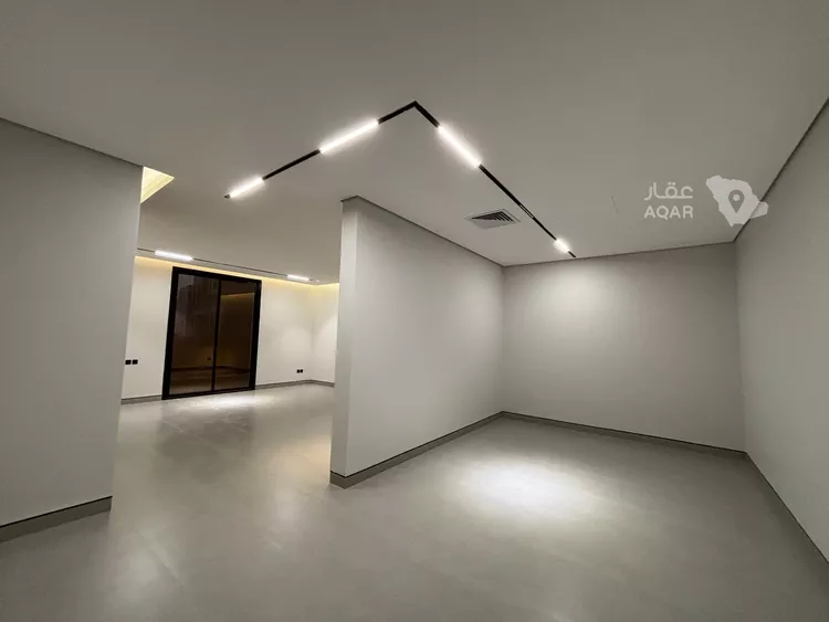 فيلا للبيع في شارع حلل بنت أبي المكارم, حي المهدية, مدينة الرياض, منطقة الرياض 7