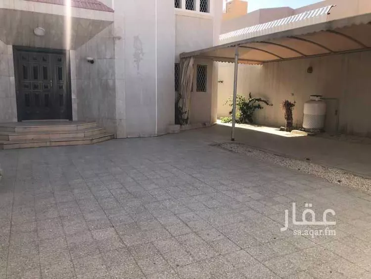 فيلا للإيجار في شارع الحكم بن نافع, حي الروضة, مدينة الرياض, منطقة الرياض