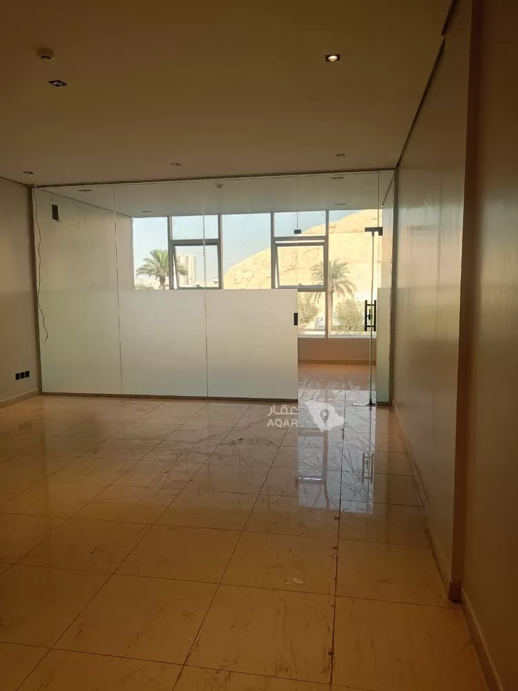 Commercial Office for Rent in Riyadh Al Aziziyah