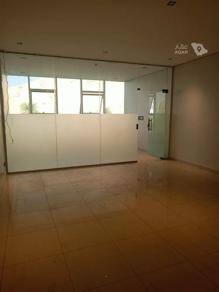Commercial Office for Rent in Riyadh Al Aziziyah 4