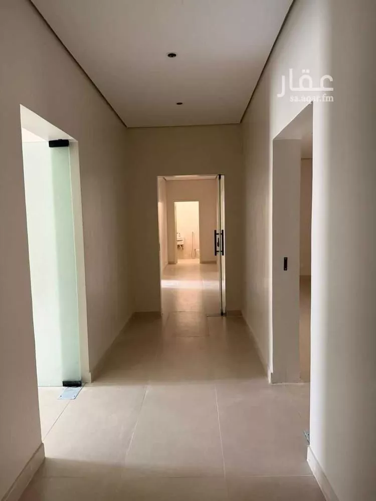 مكتب تجاري للإيجار في شارع النصر, حي العزيزية, مدينة الرياض, منطقة الرياض صورة 2