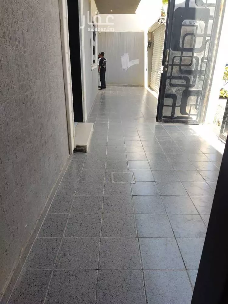 دور للإيجار في شارع شرف الدين بن تيمية, حي المهدية, مدينة الرياض, منطقة الرياض 11