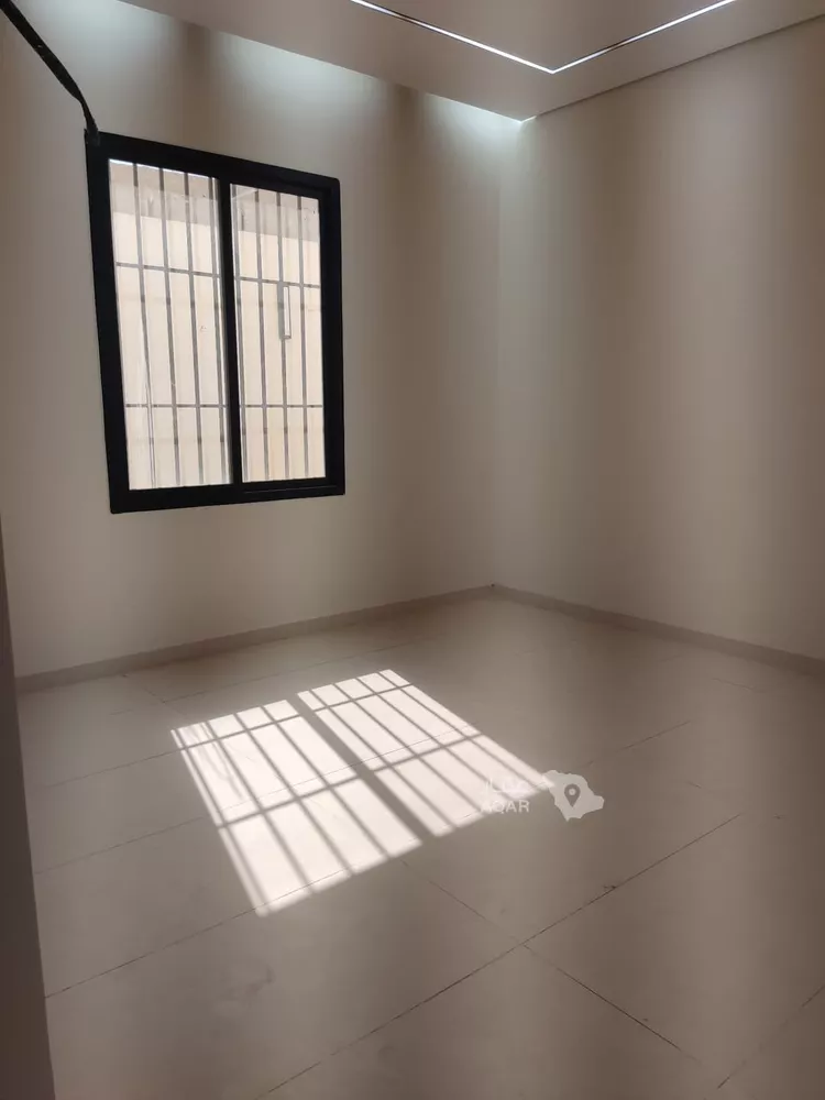 Floor for Rent in Riyadh Dahiat Namar 7