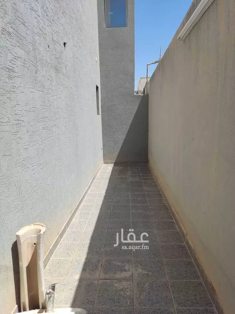 دور للإيجار في شارع شرف الدين بن تيمية, حي المهدية, مدينة الرياض, منطقة الرياض 14