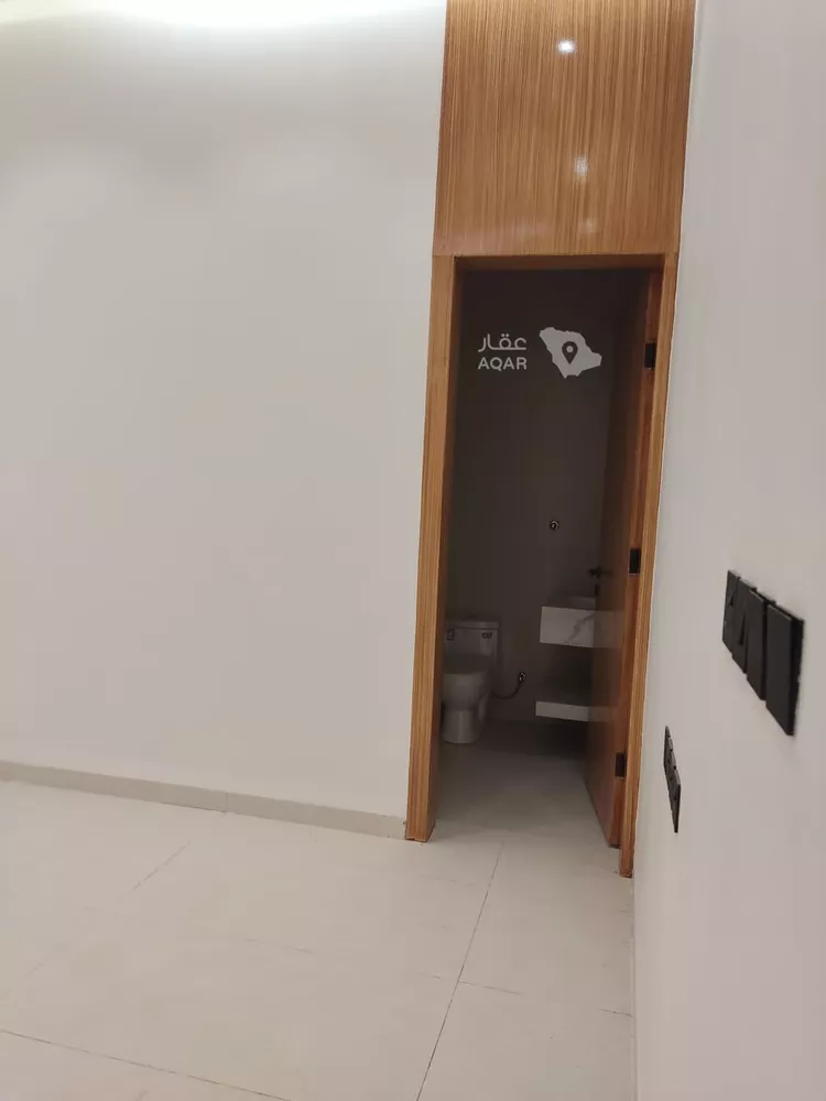 Floor for Rent in Riyadh Dahiat Namar 4