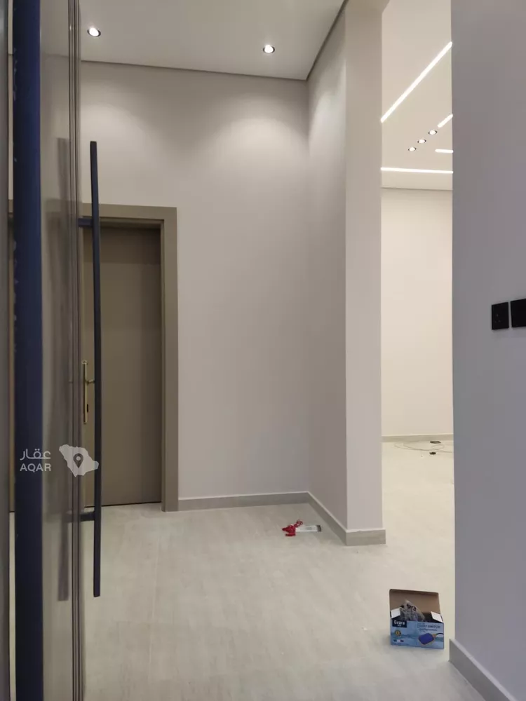 Floor for Rent in Riyadh Dahiat Namar 8