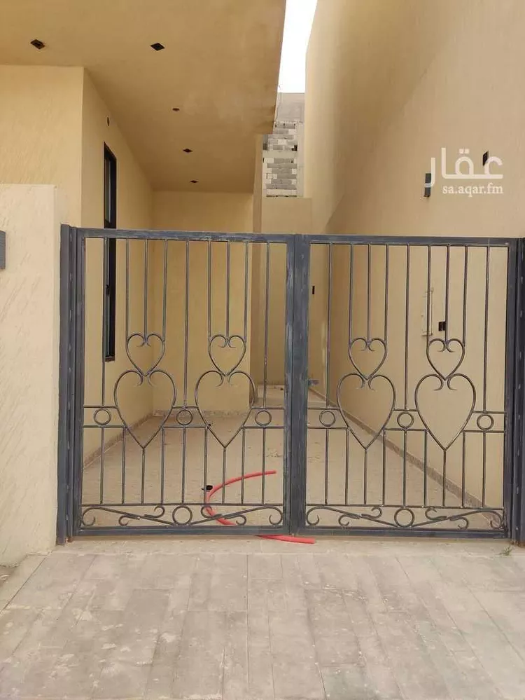 Villa for Sale in Riyadh Al Mahdiyah صورة 3