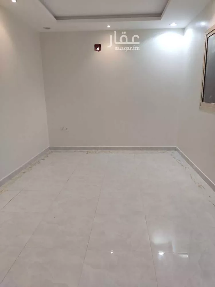 دور للإيجار في شارع شرف الدين بن تيمية, حي المهدية, مدينة الرياض, منطقة الرياض 12