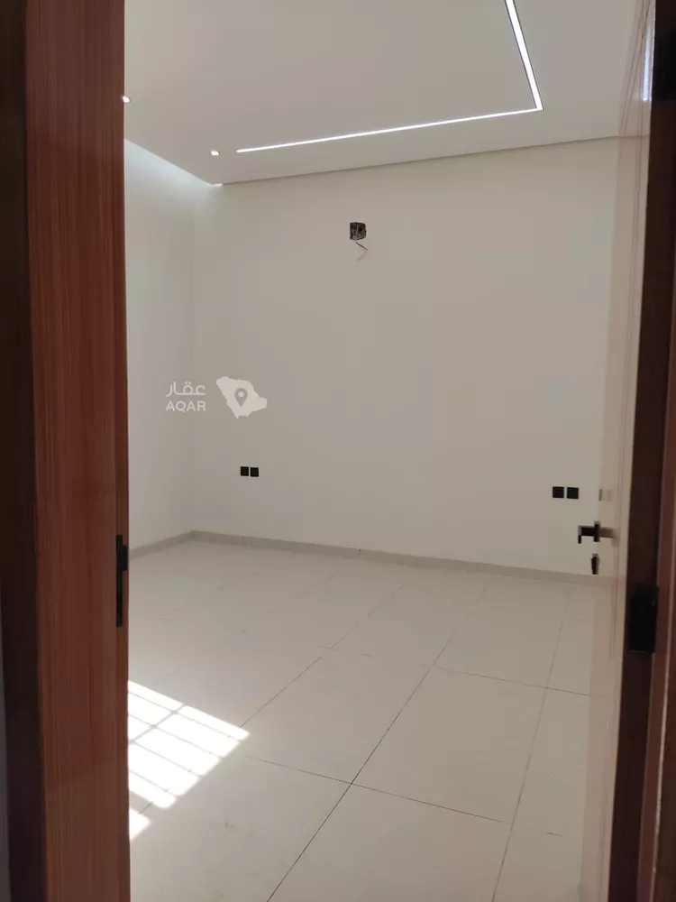 Floor for Rent in Riyadh Dahiat Namar 14