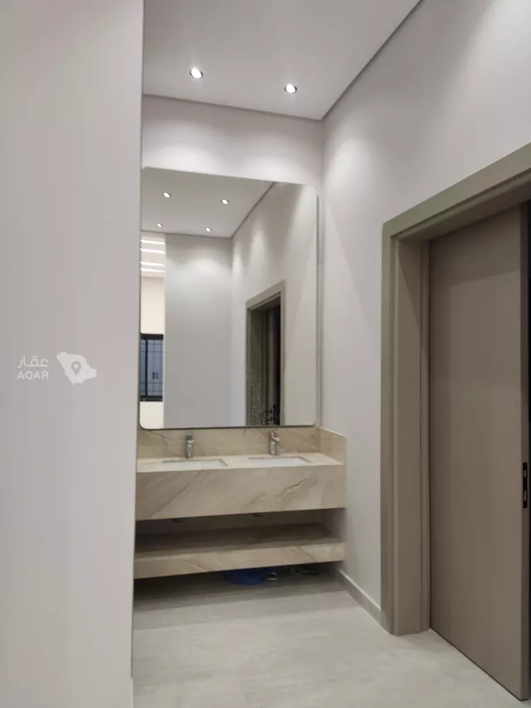 Floor for Rent in Riyadh Dahiat Namar 4