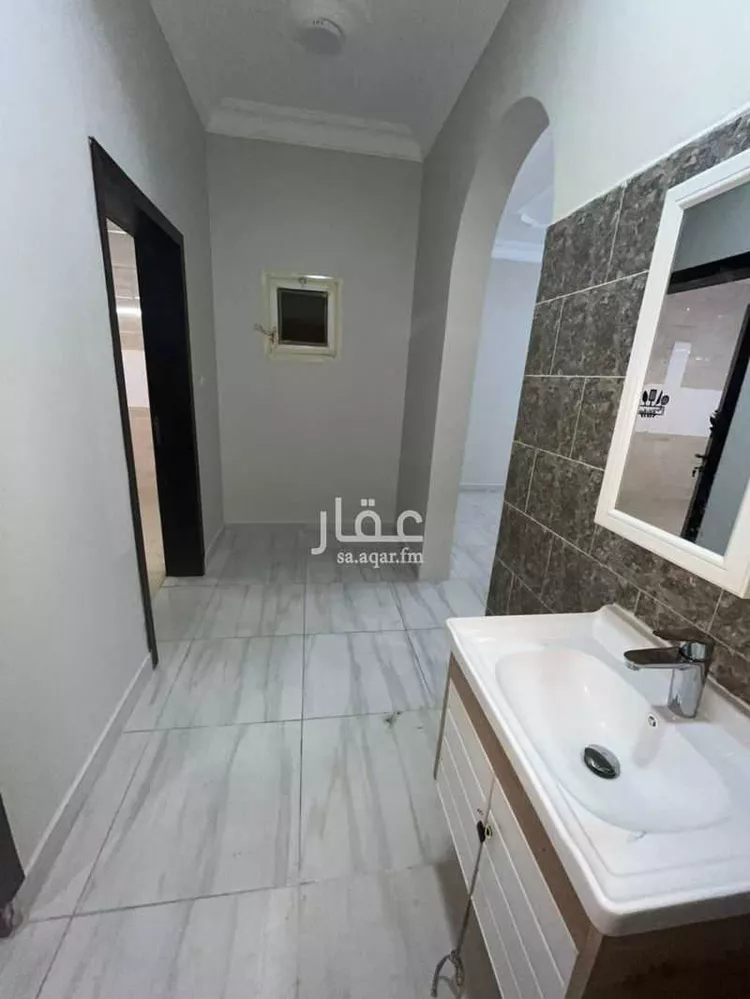 شقة للإيجار في شارع 9 د ، حي المطار ، جازان ، منطقة جازان صورة 3