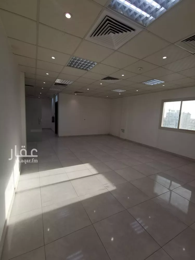 مكتب تجاري للإيجار في شارع الخميسن, حي الفيصلية الشمالية, مدينة تبوك, منطقة تبوك صورة 3