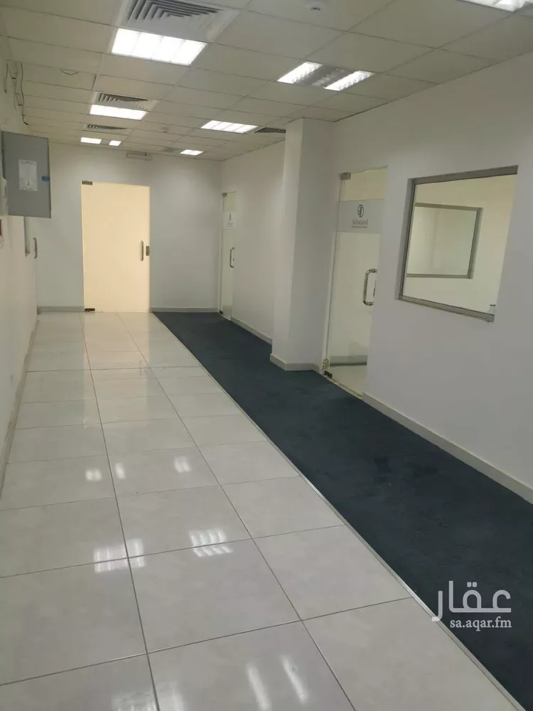 مكتب تجاري للإيجار في شارع الخميسن, حي الفيصلية الشمالية, مدينة تبوك, منطقة تبوك 6