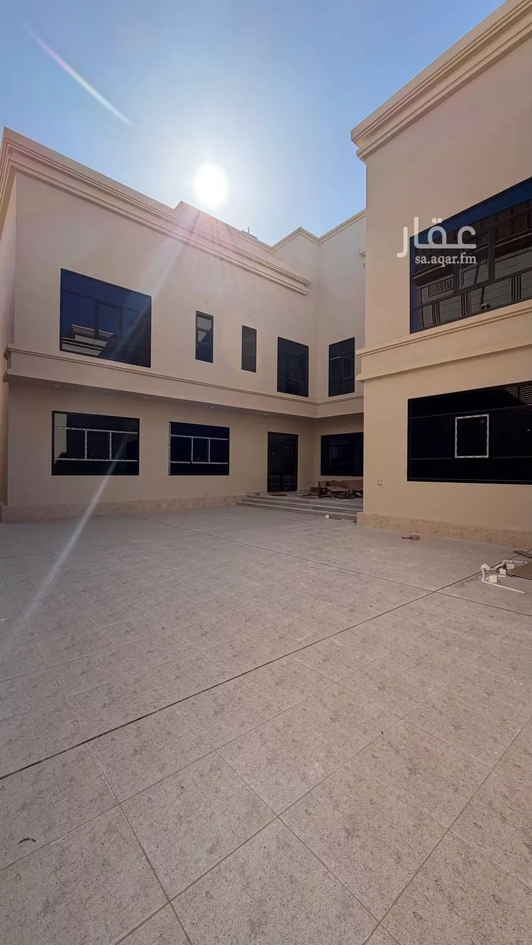 فيلا للبيع في حي النزهة, مدينة الدمام, المنطقة الشرقية صورة 2