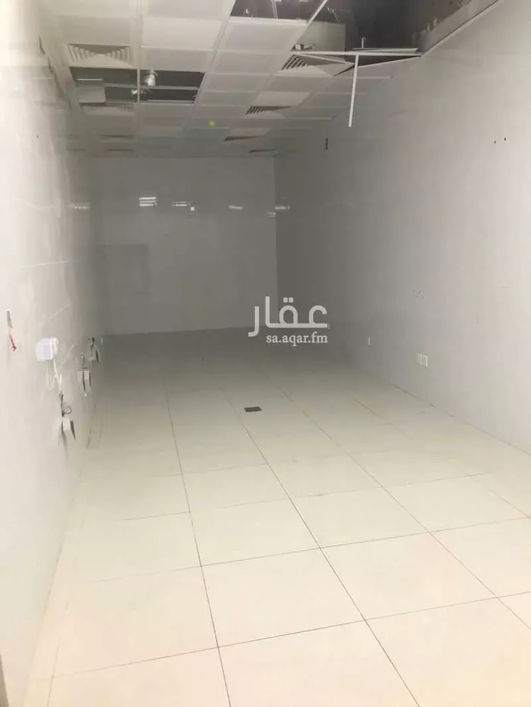 محل للإيجار في شارع عسير, حي ظهرة لبن, مدينة الرياض, منطقة الرياض صورة 3