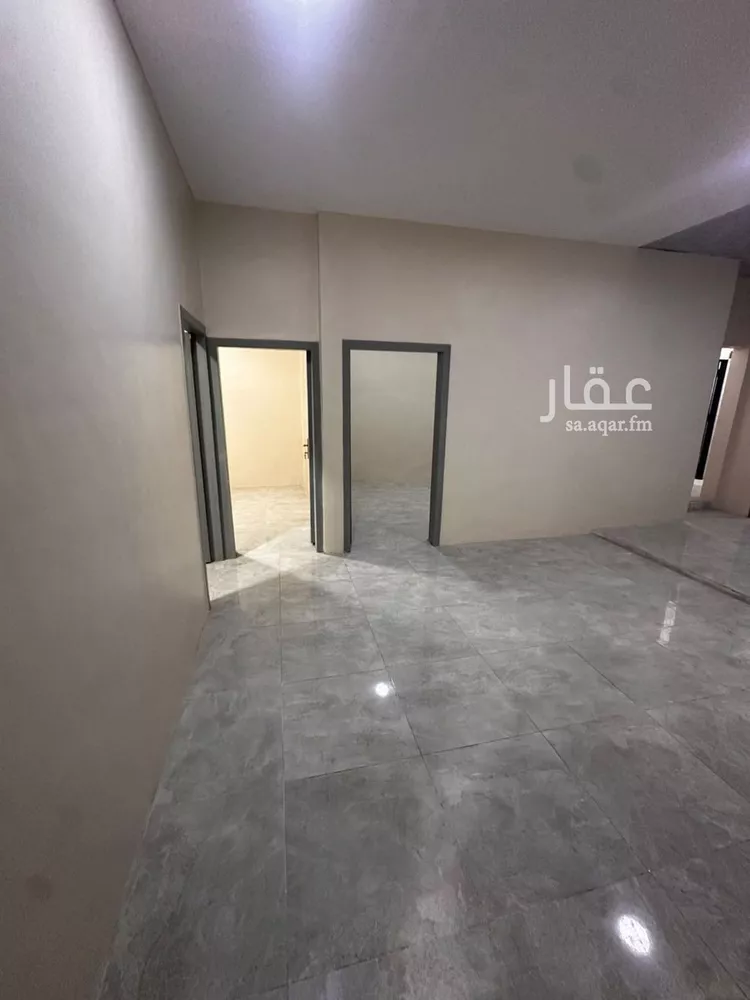 Building for Rent in Dammam Al Souq صورة 4