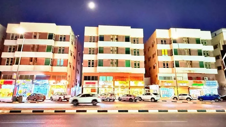 مكتب تجاري للإيجار في شارع طريق الملك فيصل, حي الطبيشي, مدينة الدمام, المنطقة الشرقية صورة 3