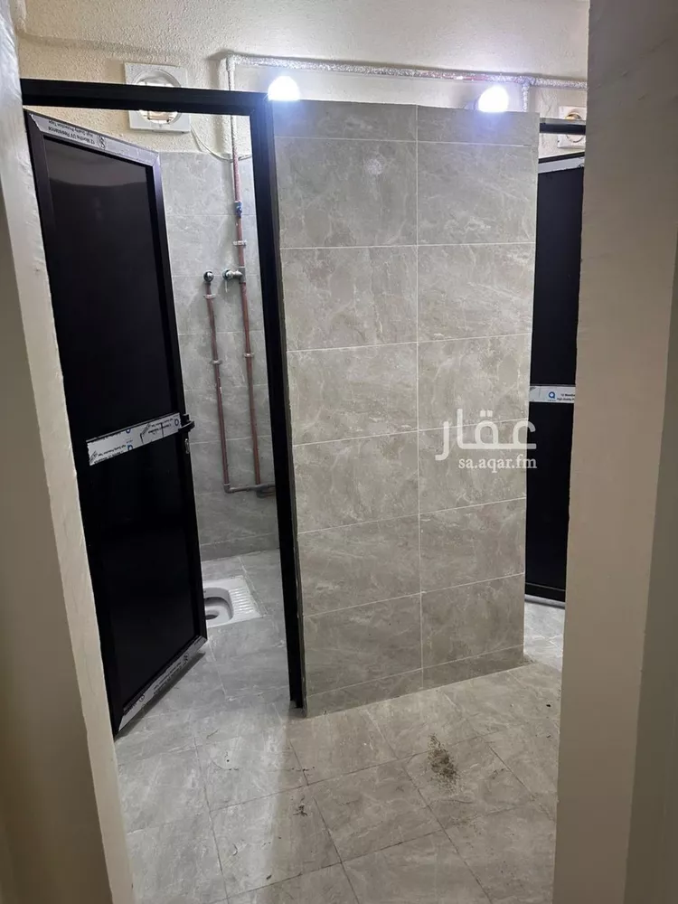 Building for Rent in Dammam Al Souq 16