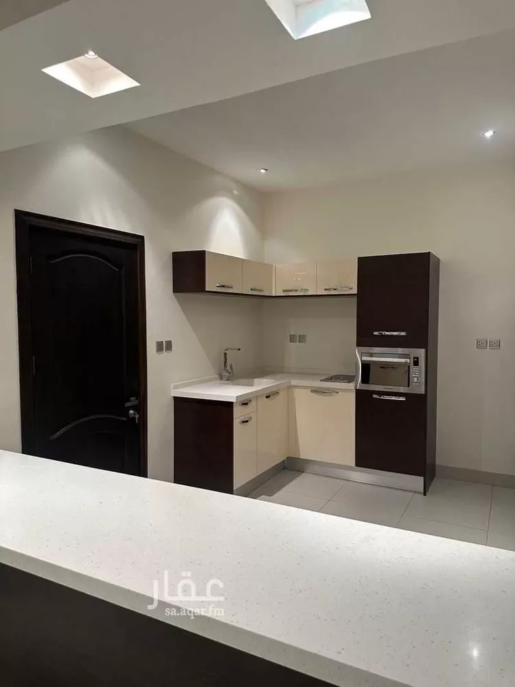 فيلا للإيجار في شارع أبي القاسم الزجاجي, حي الياسمين, مدينة الرياض, منطقة الرياض صورة 2
