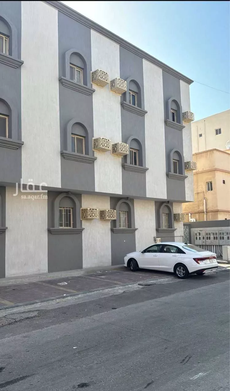 عمارة للبيع في شارع 5 د, حي المرقاب, مدينة الجبيل, المنطقة الشرقية