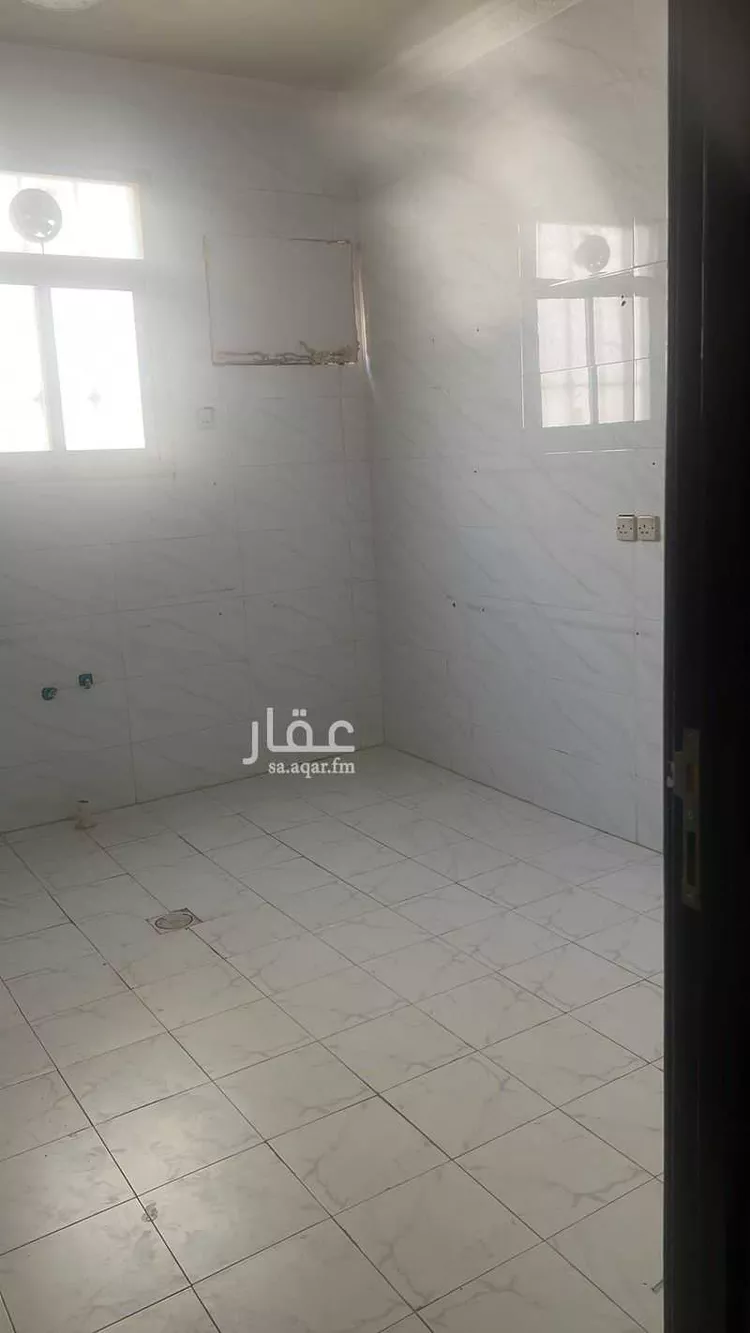 شقة للإيجار في شارع ضياء الدين الشافعي ، حي ديراب ، الرياض ، منطقة الرياض 1 صورة
