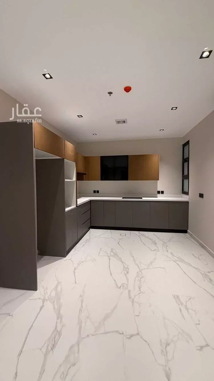 شقة للإيجار في شارع العطايف, حي الحمراء, مدينة الخبر, المنطقة الشرقية صورة 3