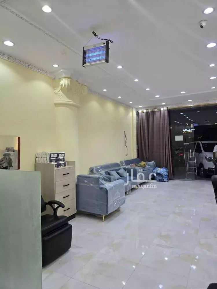 محل للبيع في شارع الأمير بندر بن عبدالعزيز ، حي الاندلس ، الرياض ، منطقة الرياض صورة 3
