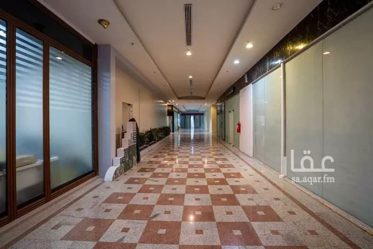 مكتب تجاري للإيجار في شارع الامير سعد بن عبدالرحمن الفرعي, حي الروابي, مدينة الرياض, منطقة الرياض 11