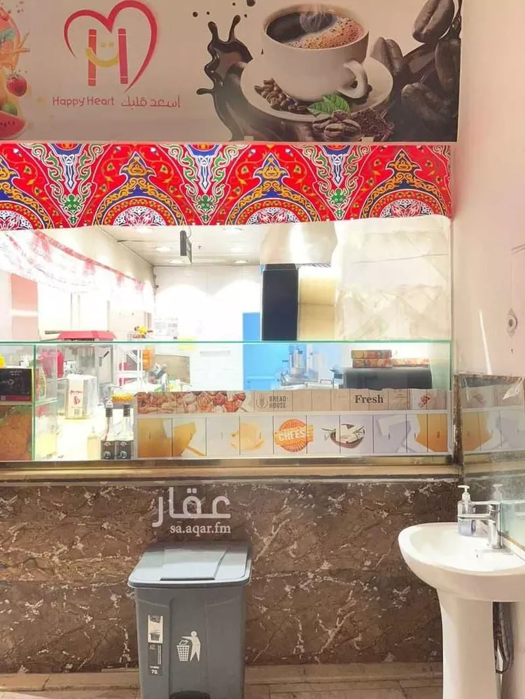 مجمع للإيجار في شارع طريق الامير محمد بن عبدالرحمن, حي المنصورة, مدينة الرياض, منطقة الرياض 9