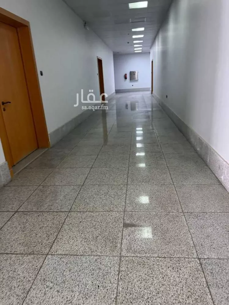 عمارة للإيجار في شارع المدينة المنورة, حي الصناعية, مدينة الرياض, منطقة الرياض صورة 4