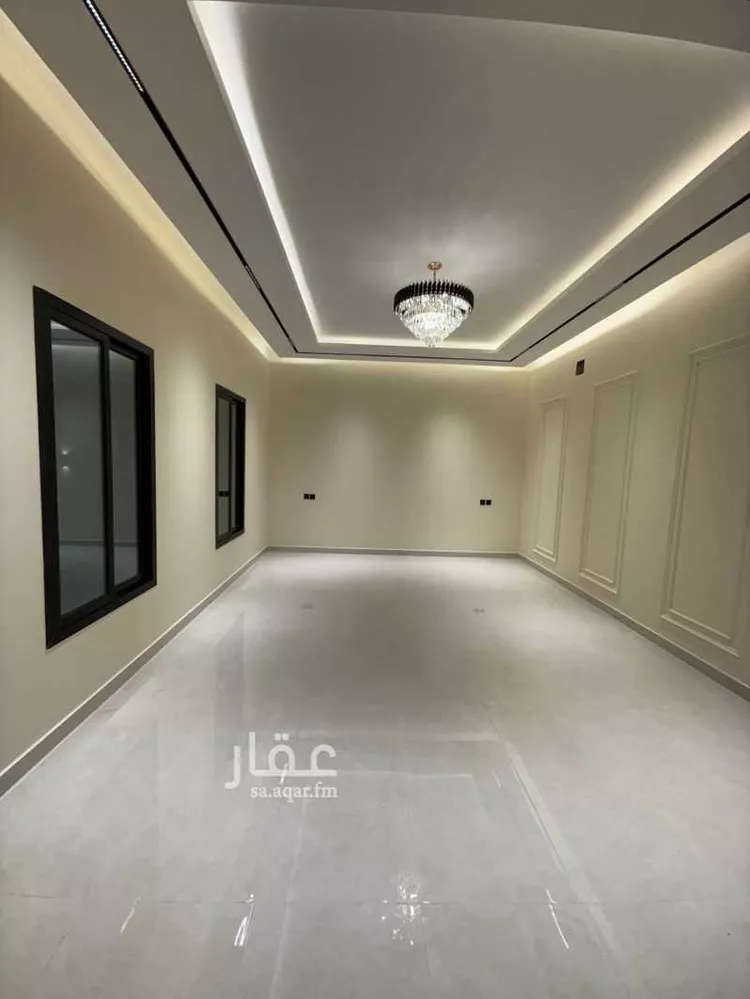 فيلا للبيع في شارع جابر بن عباس, حي اليرموك, مدينة حفر الباطن, المنطقة الشرقية صورة 5