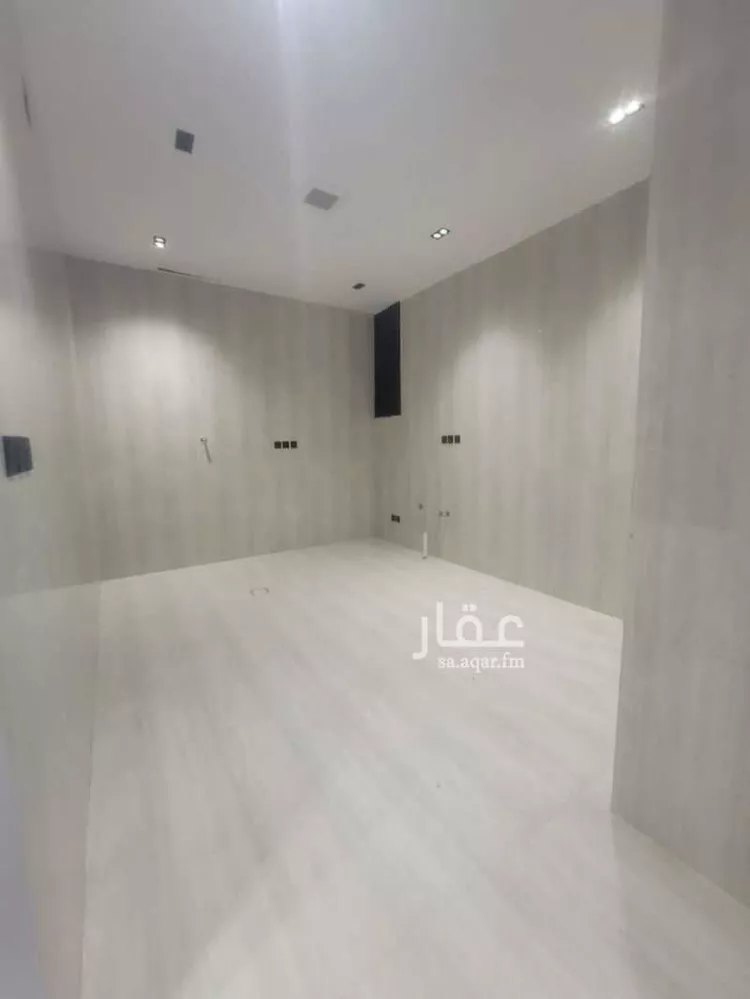 فيلا للبيع في شارع عاقر, حي ضاحية نمار, مدينة الرياض, منطقة الرياض صورة 4