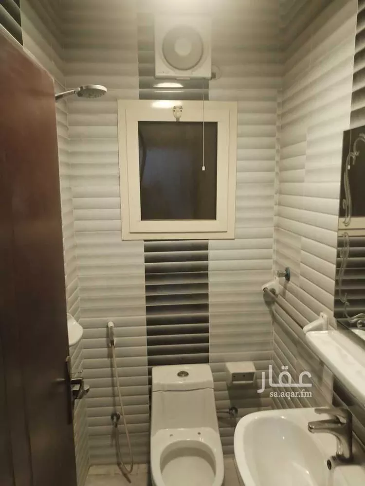 شقة للإيجار في شارع الشيخ حسين بن محمد بن عبد الوهاب ، حي مريخ ، جدة ، جدة صورة 3