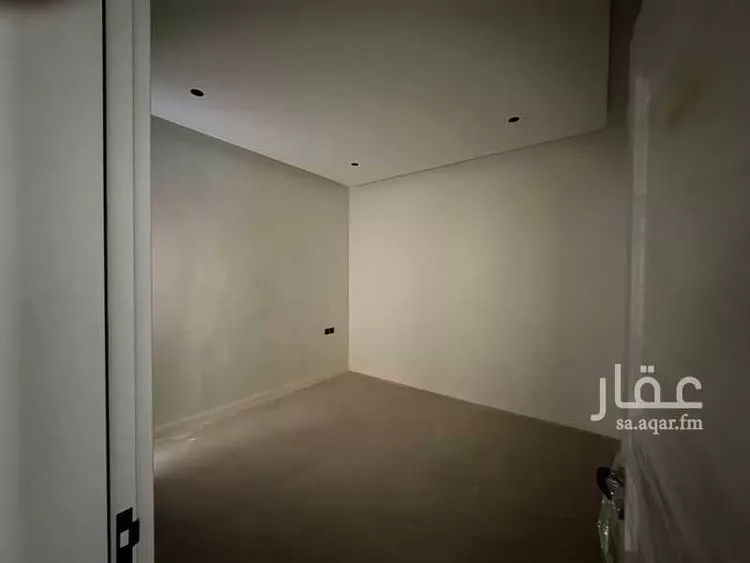 Floor for Sale in Riyadh Okaz صورة 5