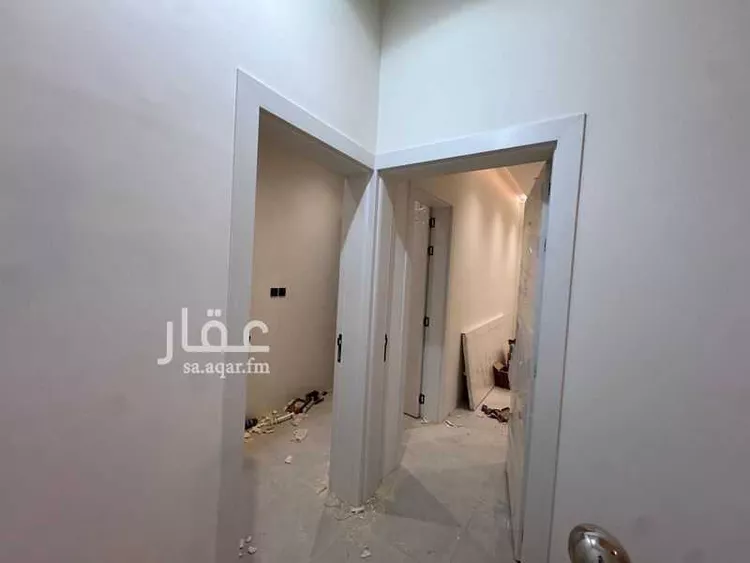 دور للبيع في شارع محمد بن سعيد المسلم, حي عكاظ, مدينة الرياض, منطقة الرياض صورة 5