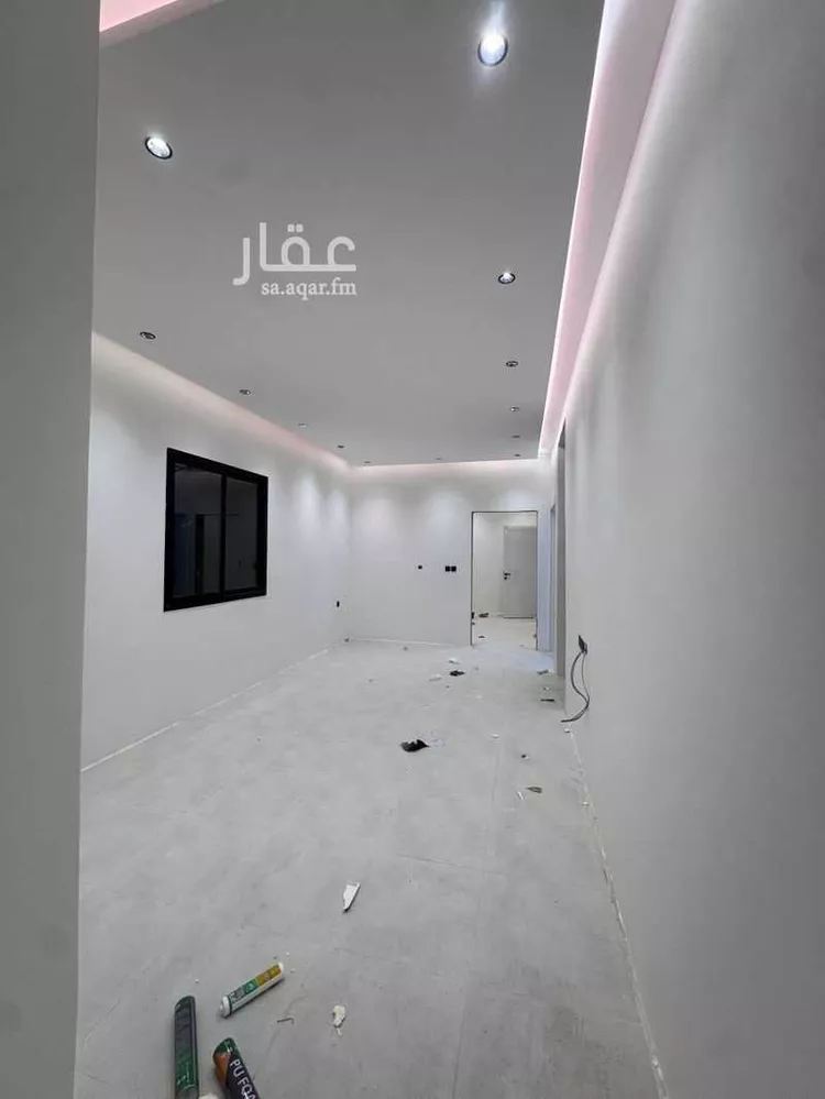 دور للبيع في شارع محمد بن سعيد المسلم, حي عكاظ, مدينة الرياض, منطقة الرياض 6
