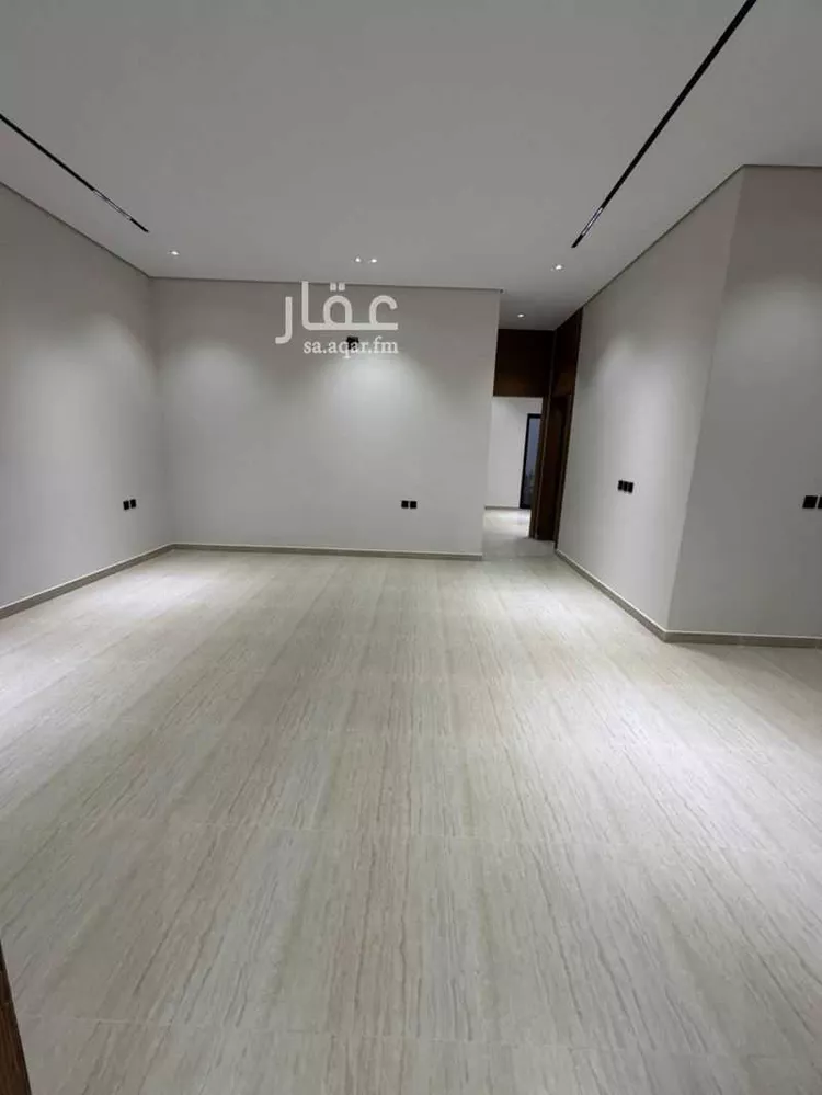 دور للبيع في شارع الطارق, حي الرمال, مدينة الرياض, منطقة الرياض صورة 4