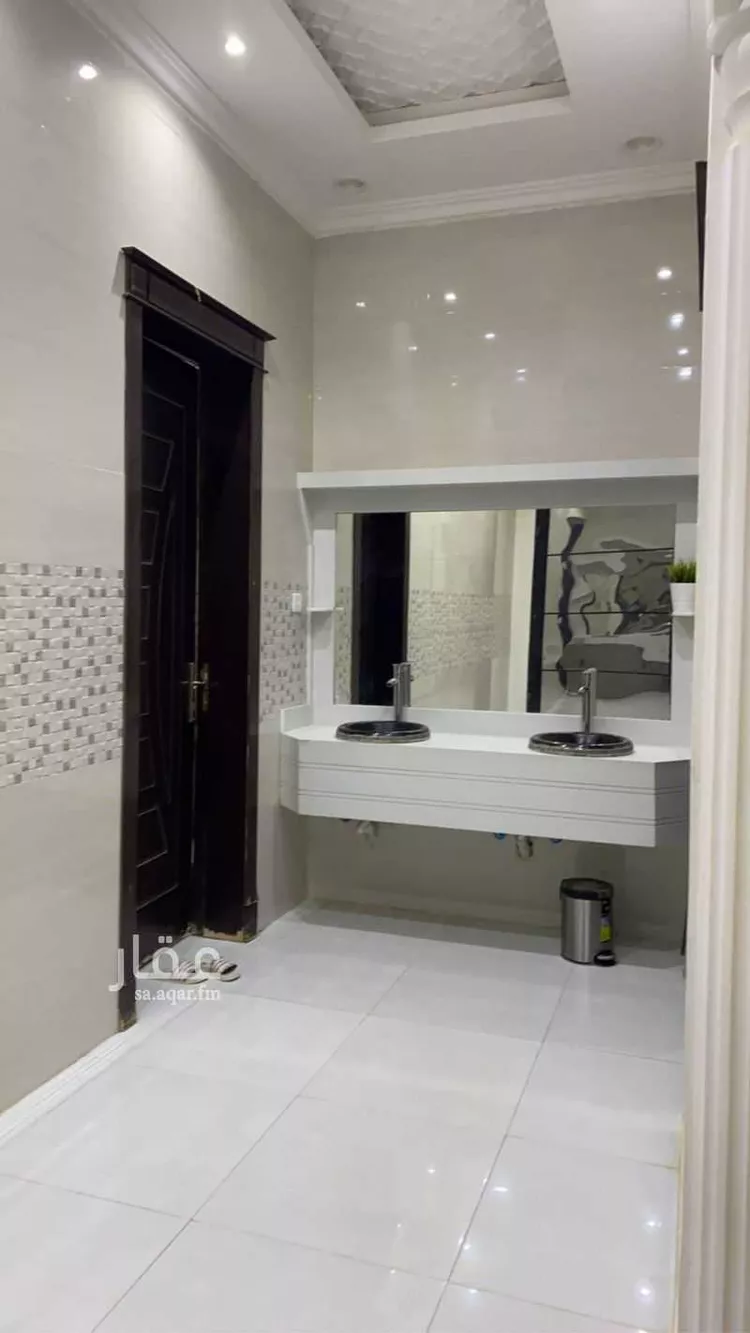 فيلا للبيع في شارع رقم 170 ، حي الجنادرية ، الرياض ، منطقة الرياض صورة 2