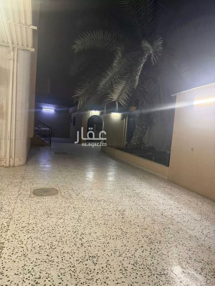 فيلا للبيع في شارع رافد بن سنان, حي ظهرة البديعة, مدينة الرياض, منطقة الرياض صورة 5