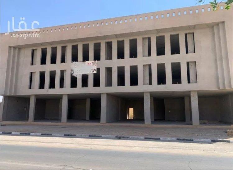 عمارة للإيجار في شارع الملك عبدالعزيز, حي النهضة, مدينة حريملاء, منطقة الرياض صورة 2
