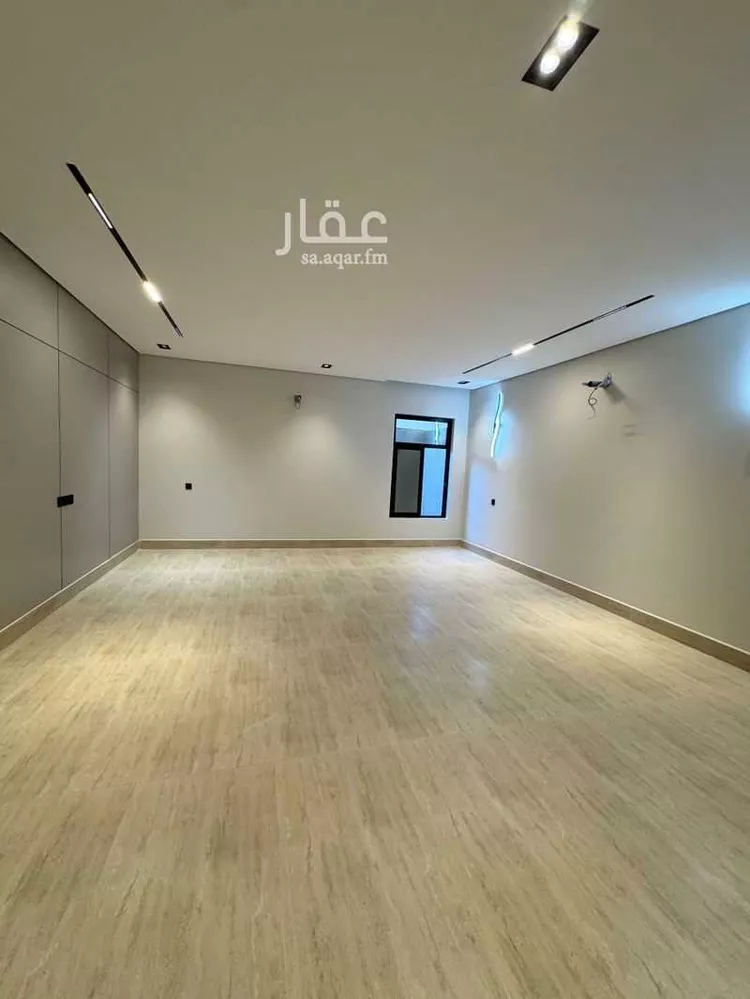 Villa for Sale in Safwa Abu Main 17