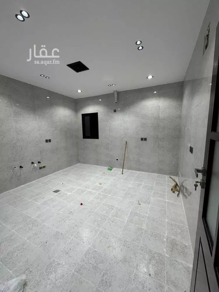 شقة للبيع في شارع العزيزية 78, حي العزيزية, مدينة الجبيل, المنطقة الشرقية صورة 4