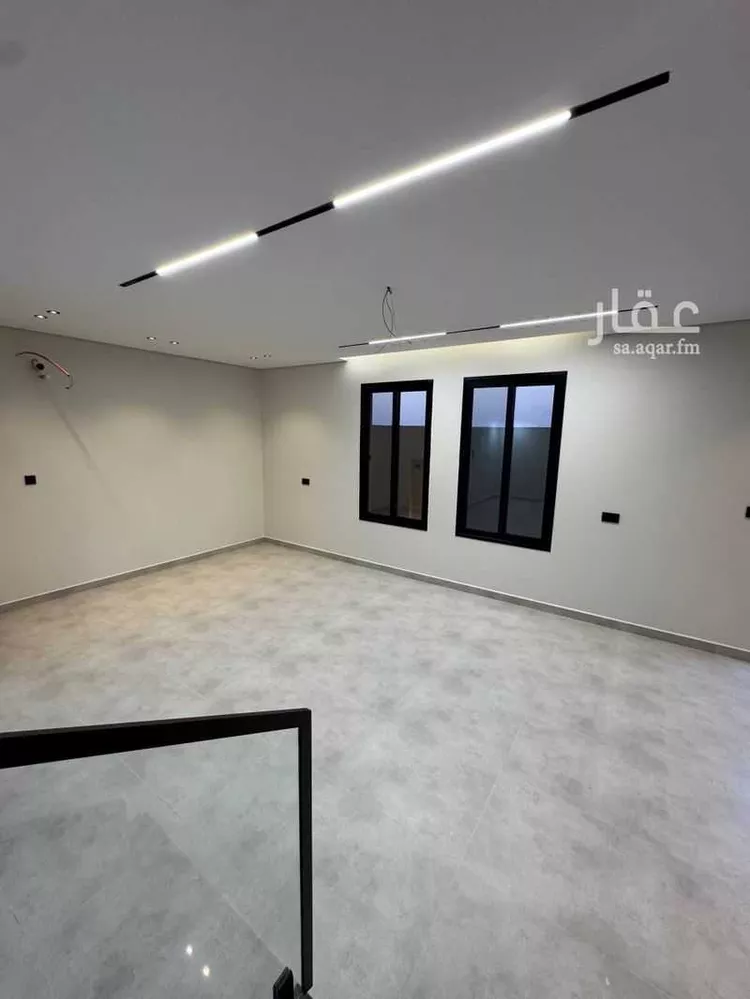 فيلا للبيع في شارع اشبيليه 116 الفرعي, حي العزيزية, مدينة الجبيل, المنطقة الشرقية 14